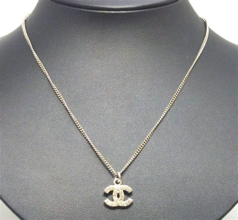 chanel necklace cc logo replica|chanel pendant logos 10k.